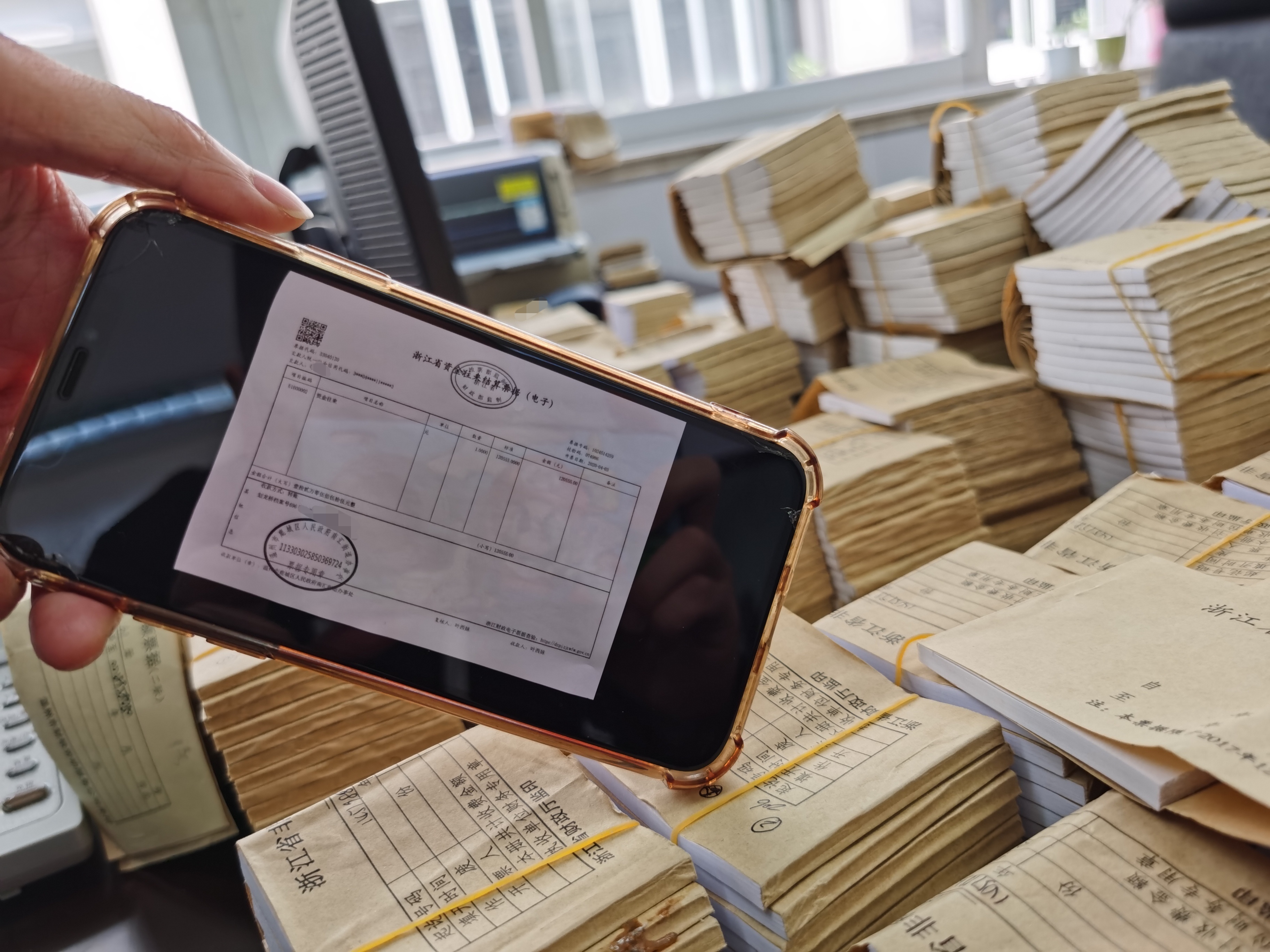 便民服務新舉措!鹿城開出首張資金往來結算電子票據