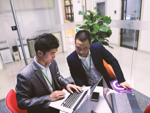 2018年,財(cái)務(wù)人砸鍋賣鐵也要考取這張證